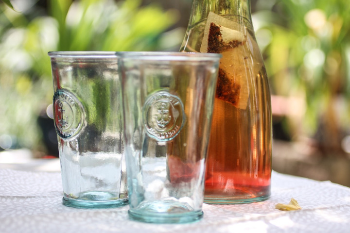 iced tea glasses colorful